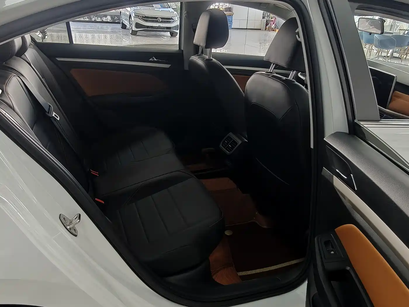 Volkswagen Bora 2025 200TSI DSG Joy Ride Navigation Edition фото 15