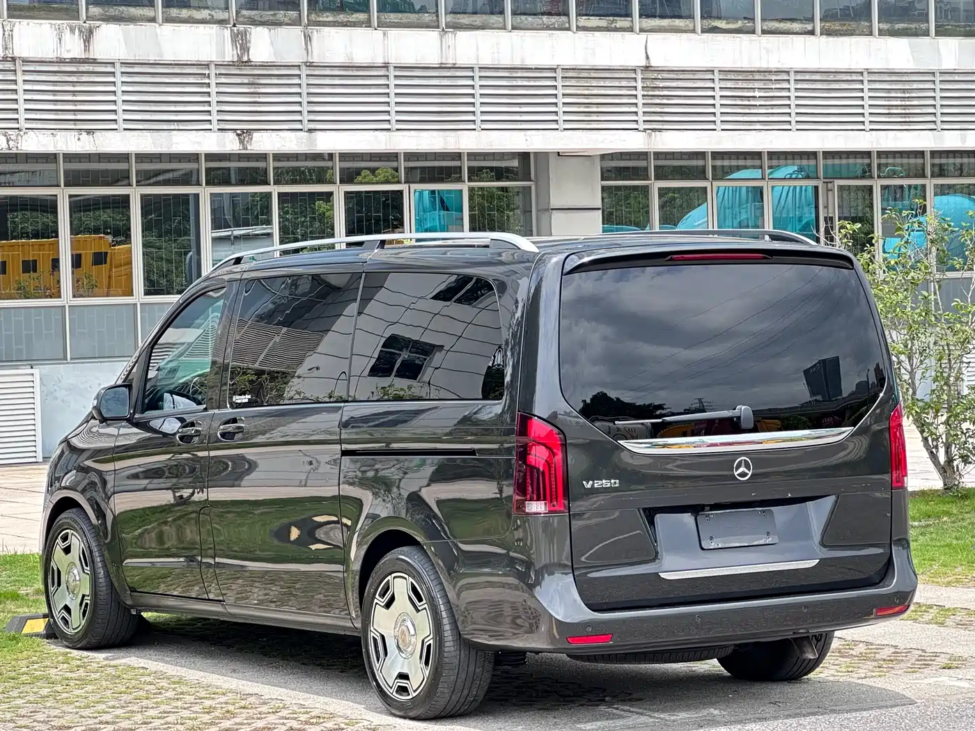 Mercedes-Benz V-Class 2021 V 260 Pilot Edition фото 19