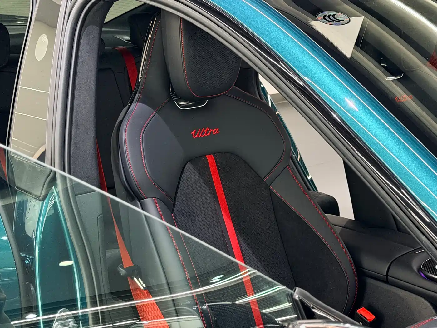 XIAOMI CAR XIAOMI SU7 ULTRA