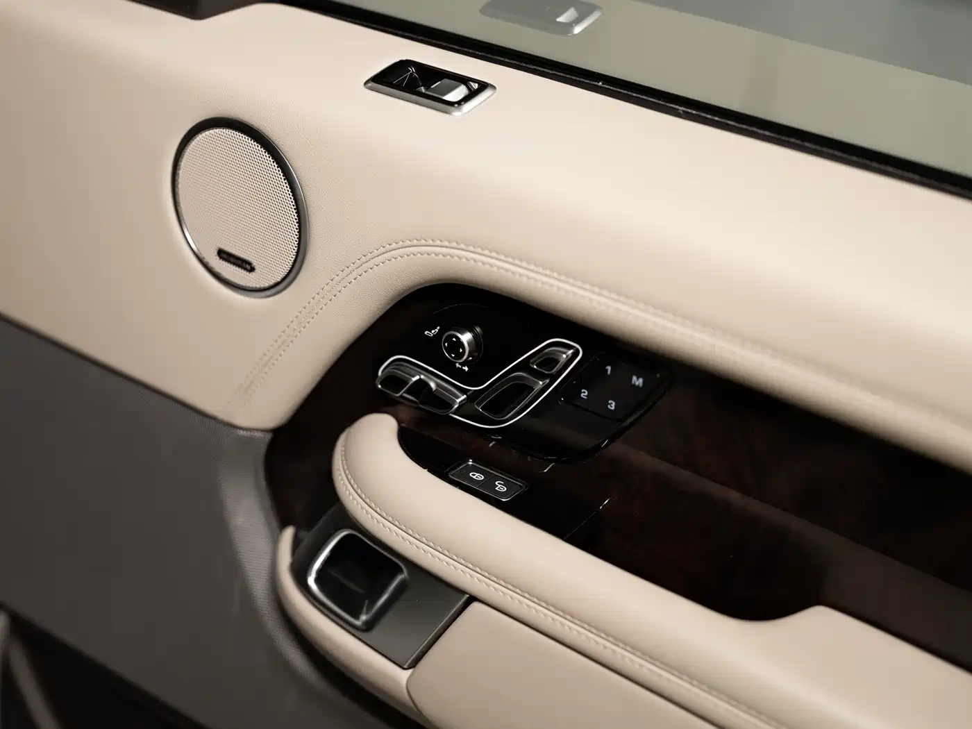 Фото 22 - Land Rover Range Rover