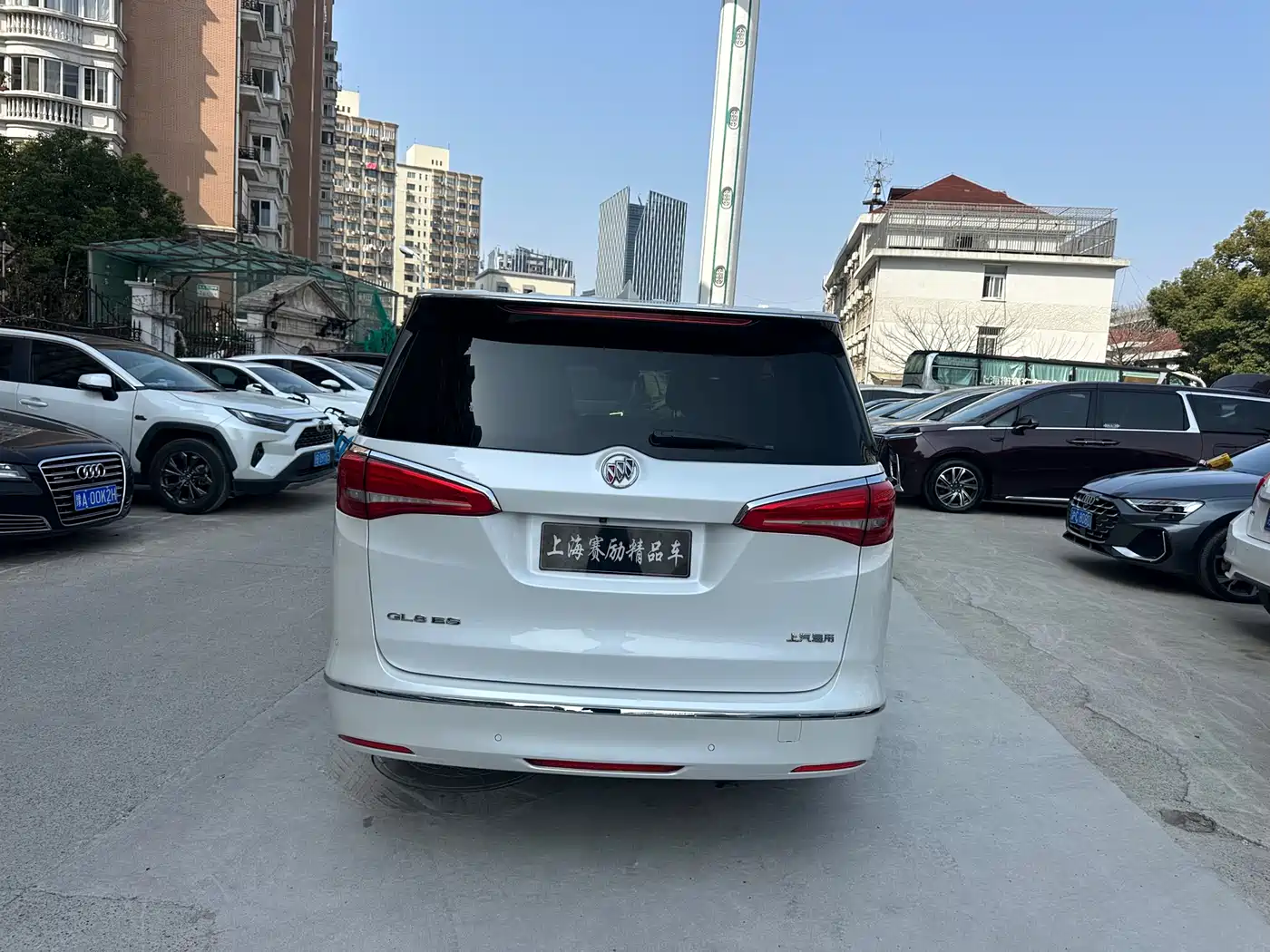 Buick GL8 2018 ES 28T Flagship Type China VI фото 6