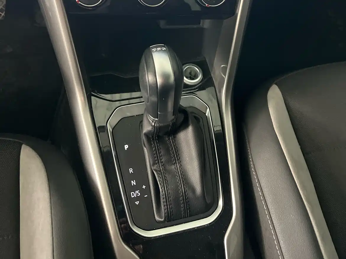 Volkswagen T-ROC 2020 280TSI DSG 2WD Progressive фото 12