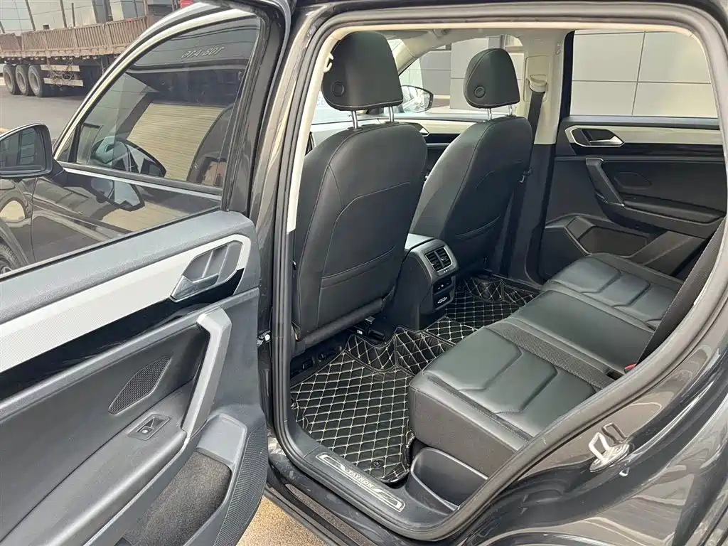 Volkswagen Tayron 2019 330TSI 2WD Luxury China V фото 7