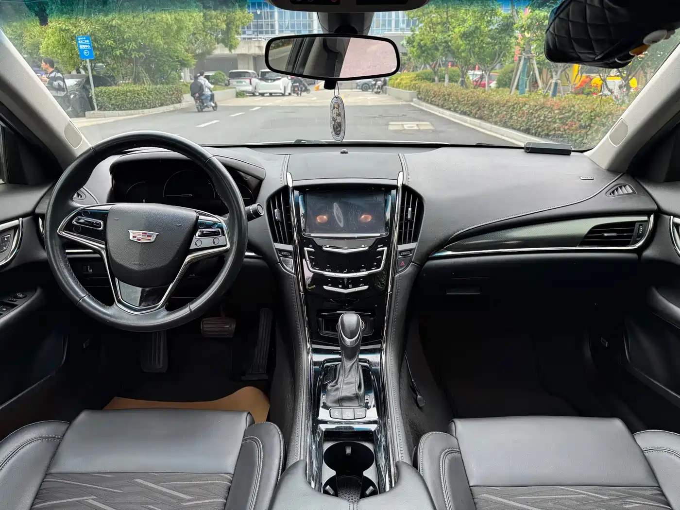 Cadillac ATS-L 2017 28T Technology фото 18