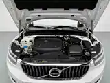 Фото 21 - Volvo XC40