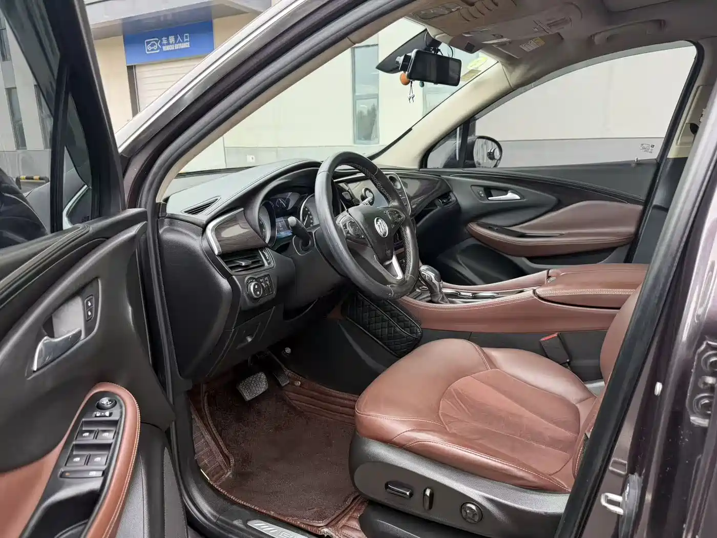 Buick Envision Plus 2017 20T FWD Elite фото 4