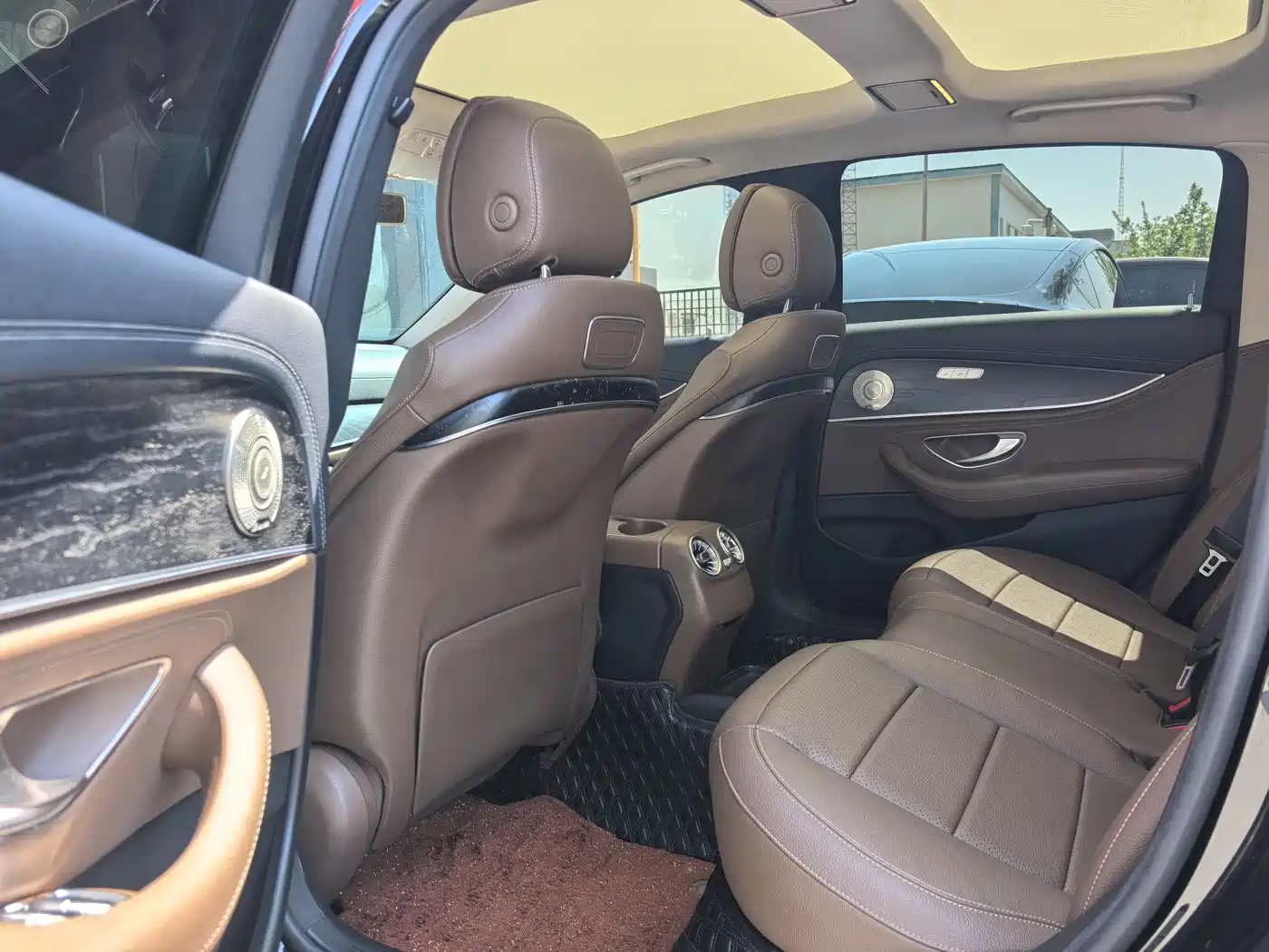 Mercedes-Benz E-Class 2018 Facelift E 200 L Sport фото 5
