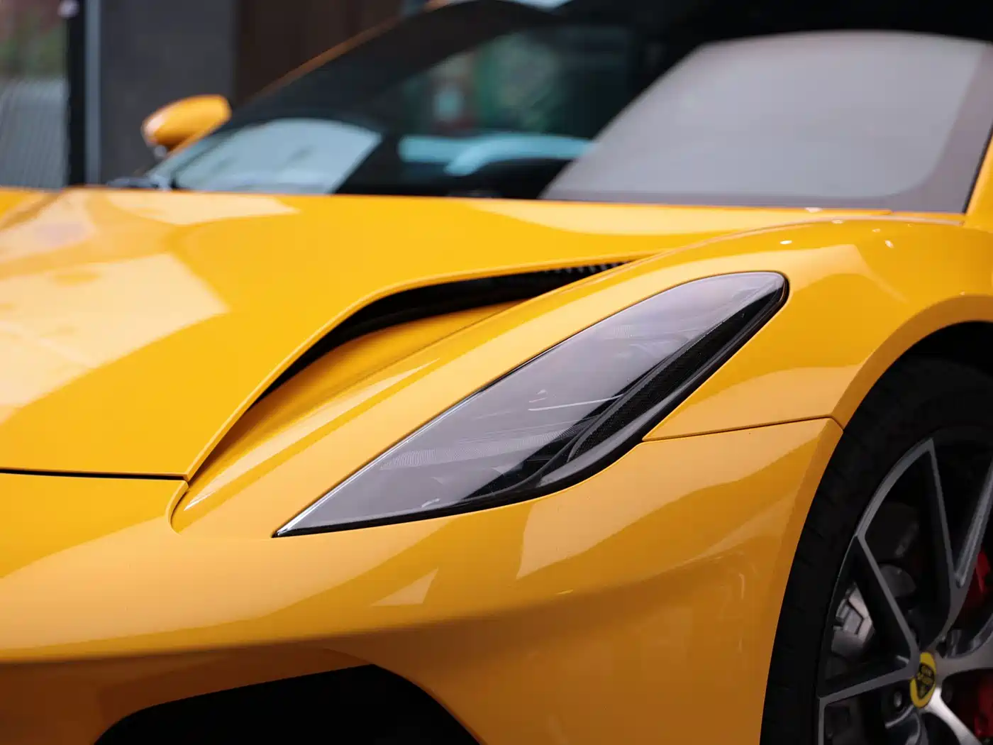 Lotus EMIRA 2024 2021 2.0T DCT First Edition