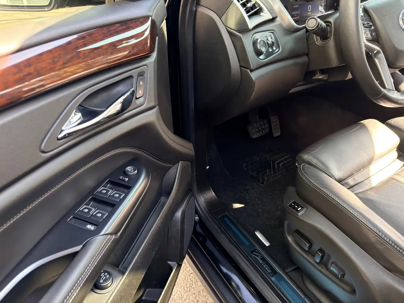 Cadillac SRX 2015 3.0L Luxury фото 11