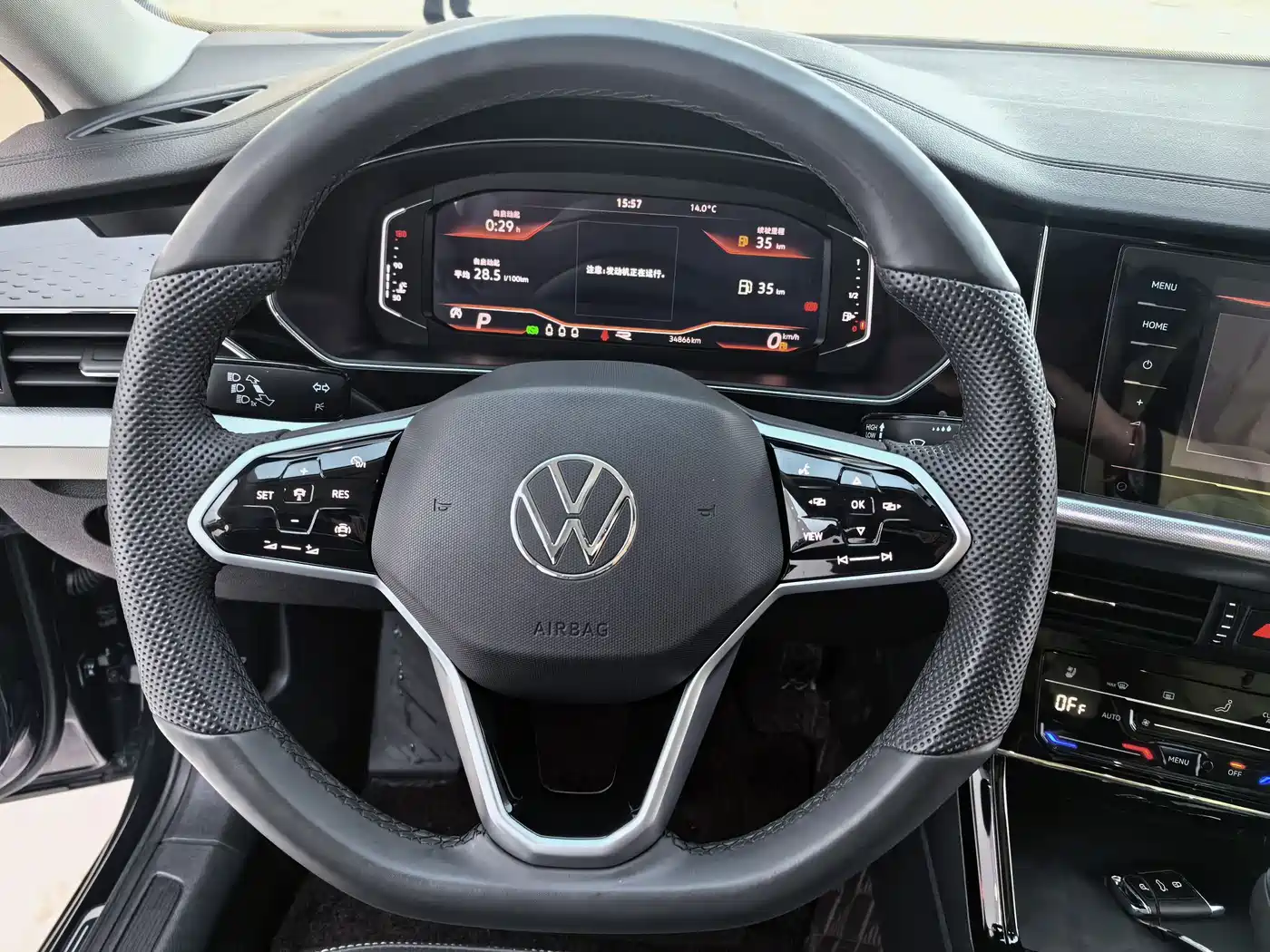 Volkswagen Passat 2024 330TSI Elite Edition фото 9
