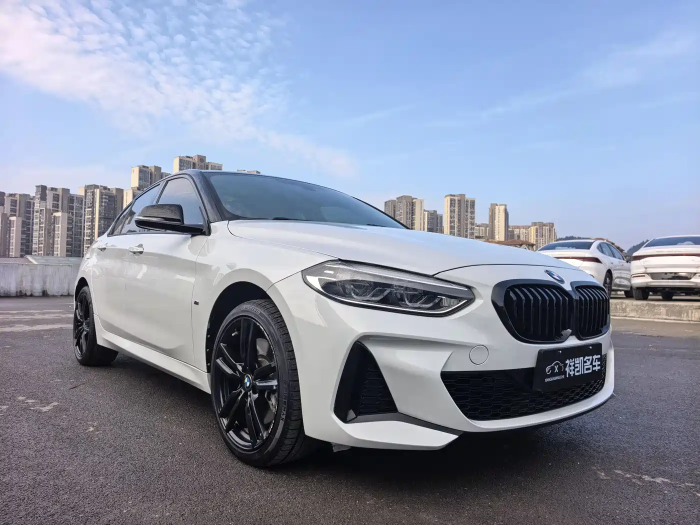 BMW 1 SERIES