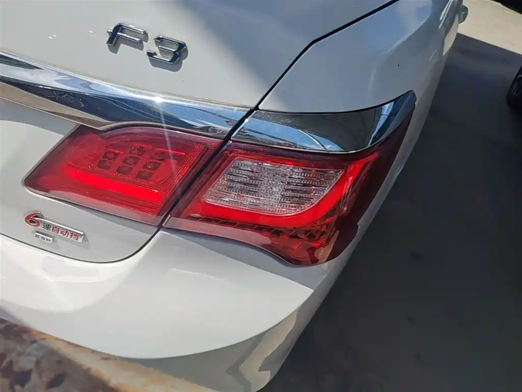 BYD F3 2016 1.5L Automatic Luxury фото 8