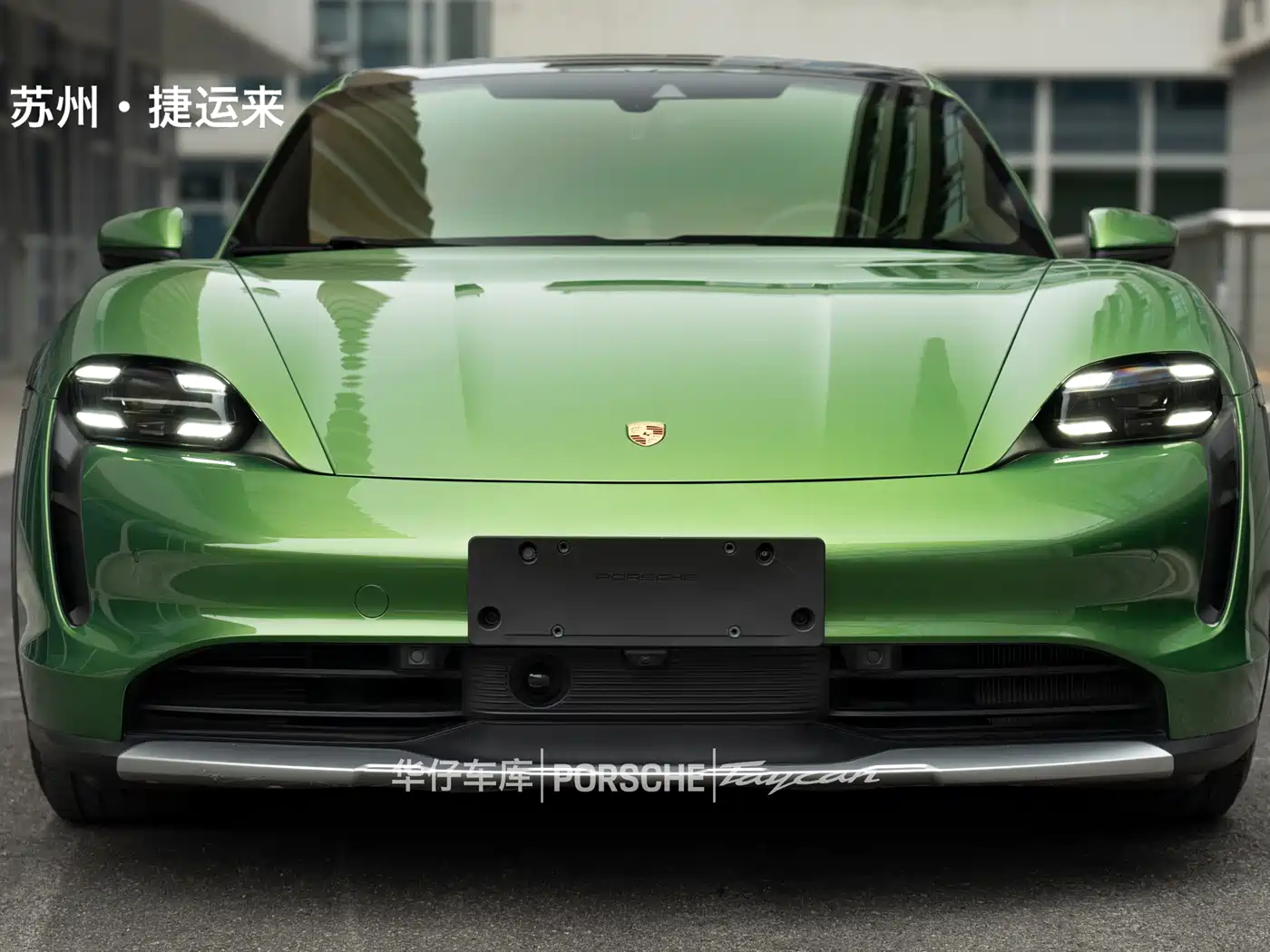Фото 6 - Porsche Taycan