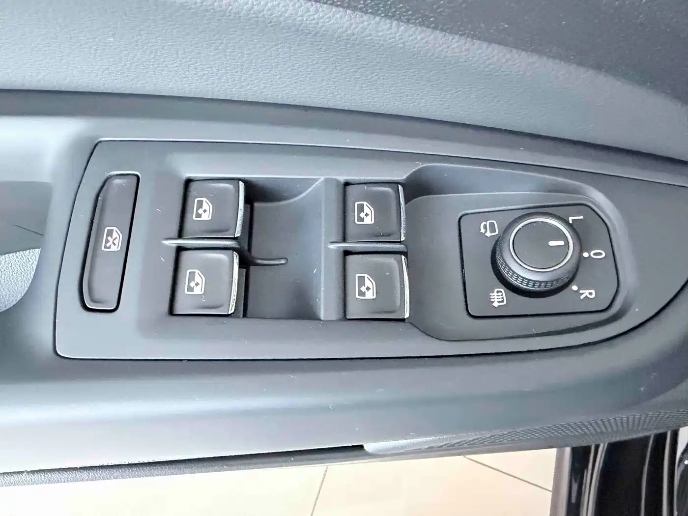 Volkswagen Passat 2026 2026 Outstanding Edition 380TSI Starlight Dragon Soaring Version