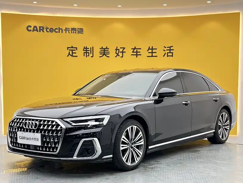 Фото 1 - Audi A8