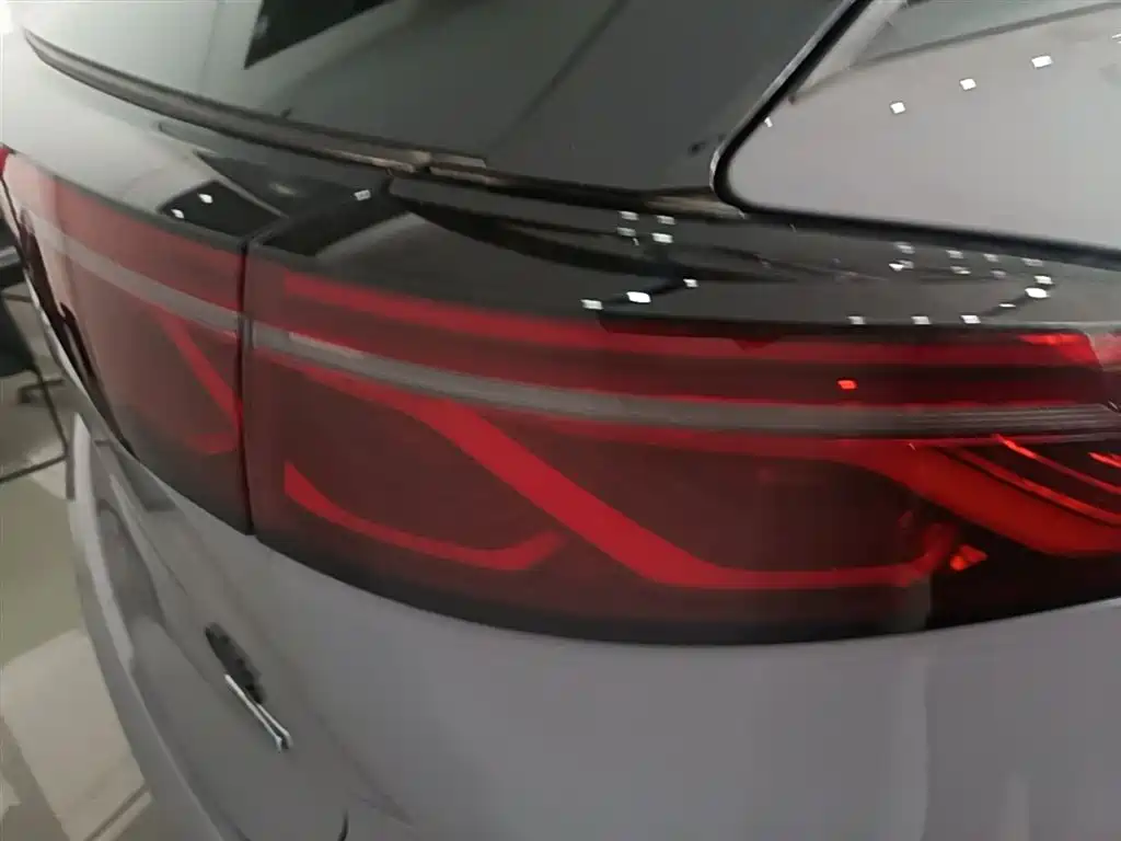BYD Tang New Energy 2025 Smart Driving Edition DM-i 115KM Flagship фото 8