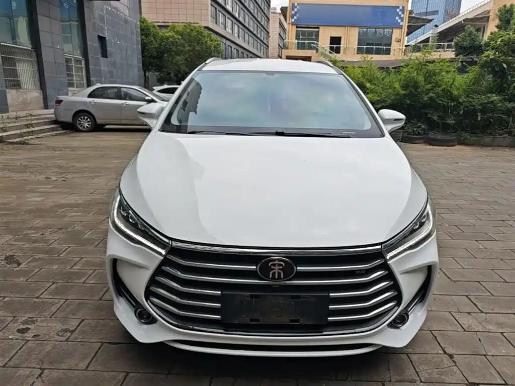 BYD Song MAX 2018 2017 1.5T Auto Smart Luxury 7-Seater