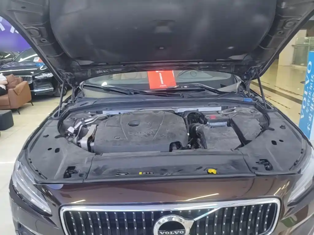 Volvo V90 2019 2017 Cross Country T5 AWD Smart Edition