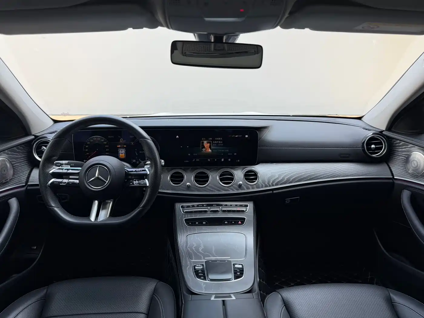 Mercedes-Benz E-Class 2022 E 300 L Sport Luxury фото 5