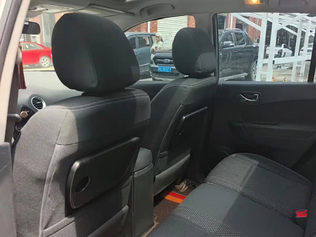 Renault Koleos (Import) 2013 2013 2.5L 2WD Luxury Edition