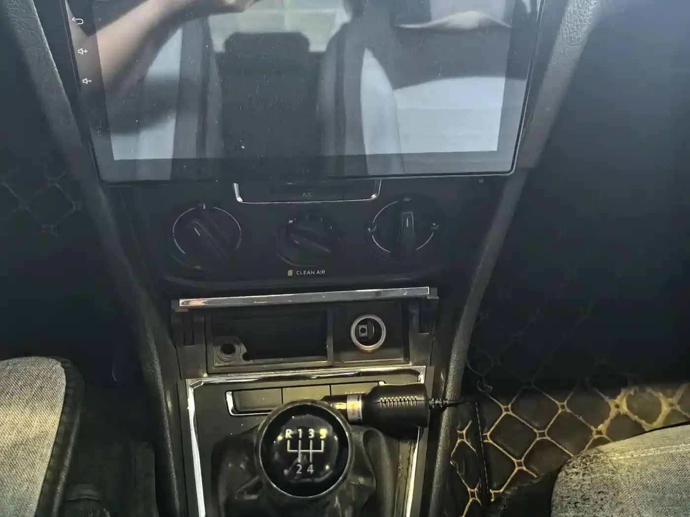 Volkswagen Bora 2018 1.5L Manual Fashion фото 13