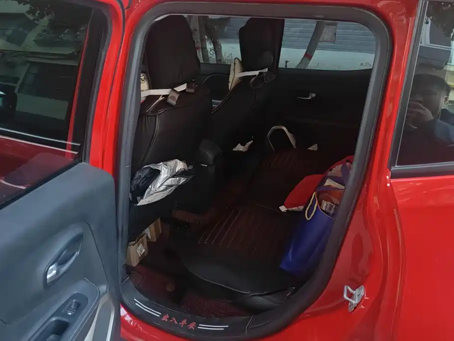 Photo 11 - Jeep Renegade