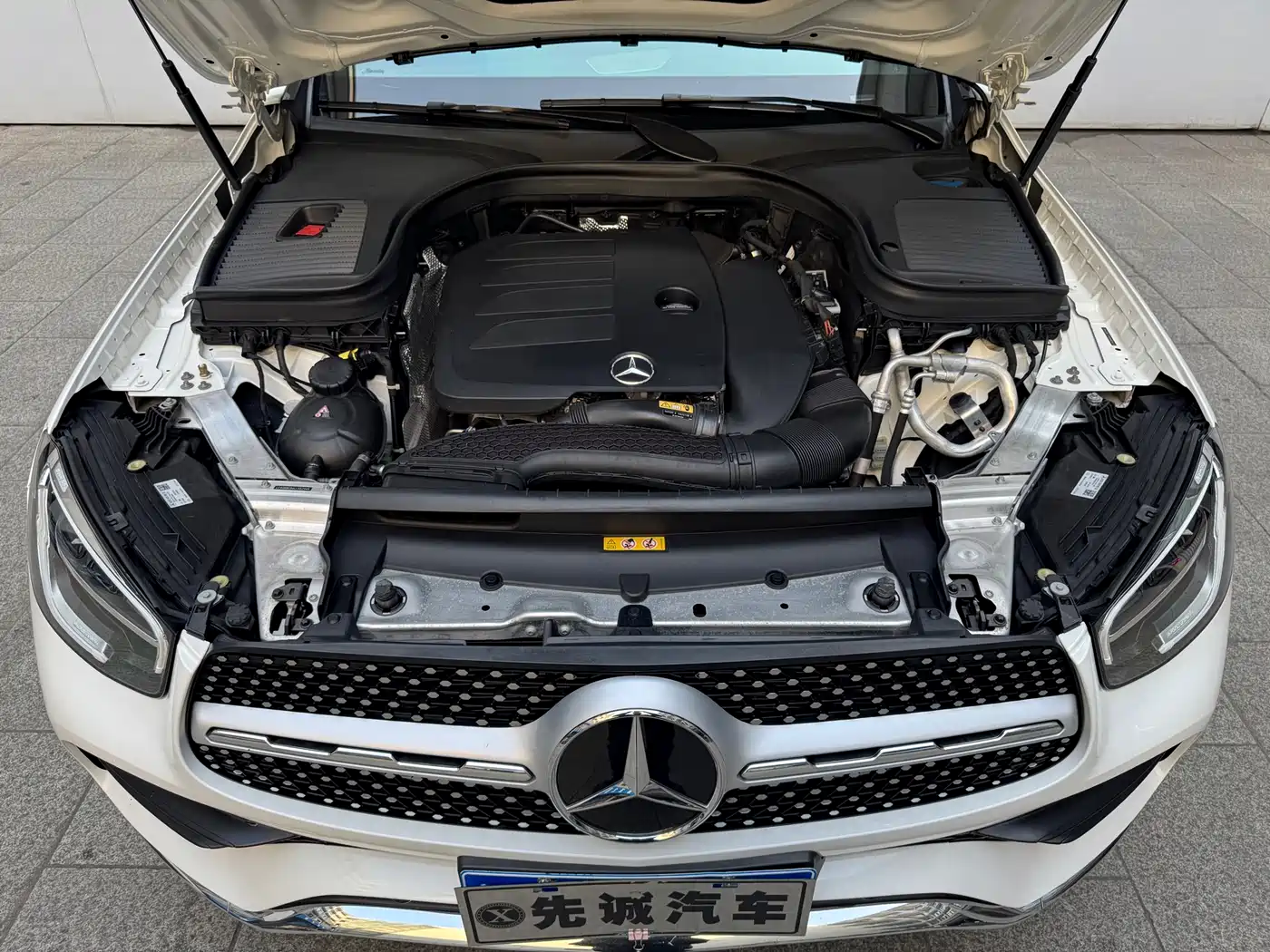 Mercedes-Benz GLC 2020 Facelift GLC 300 L 4MATIC Dynamic фото 18