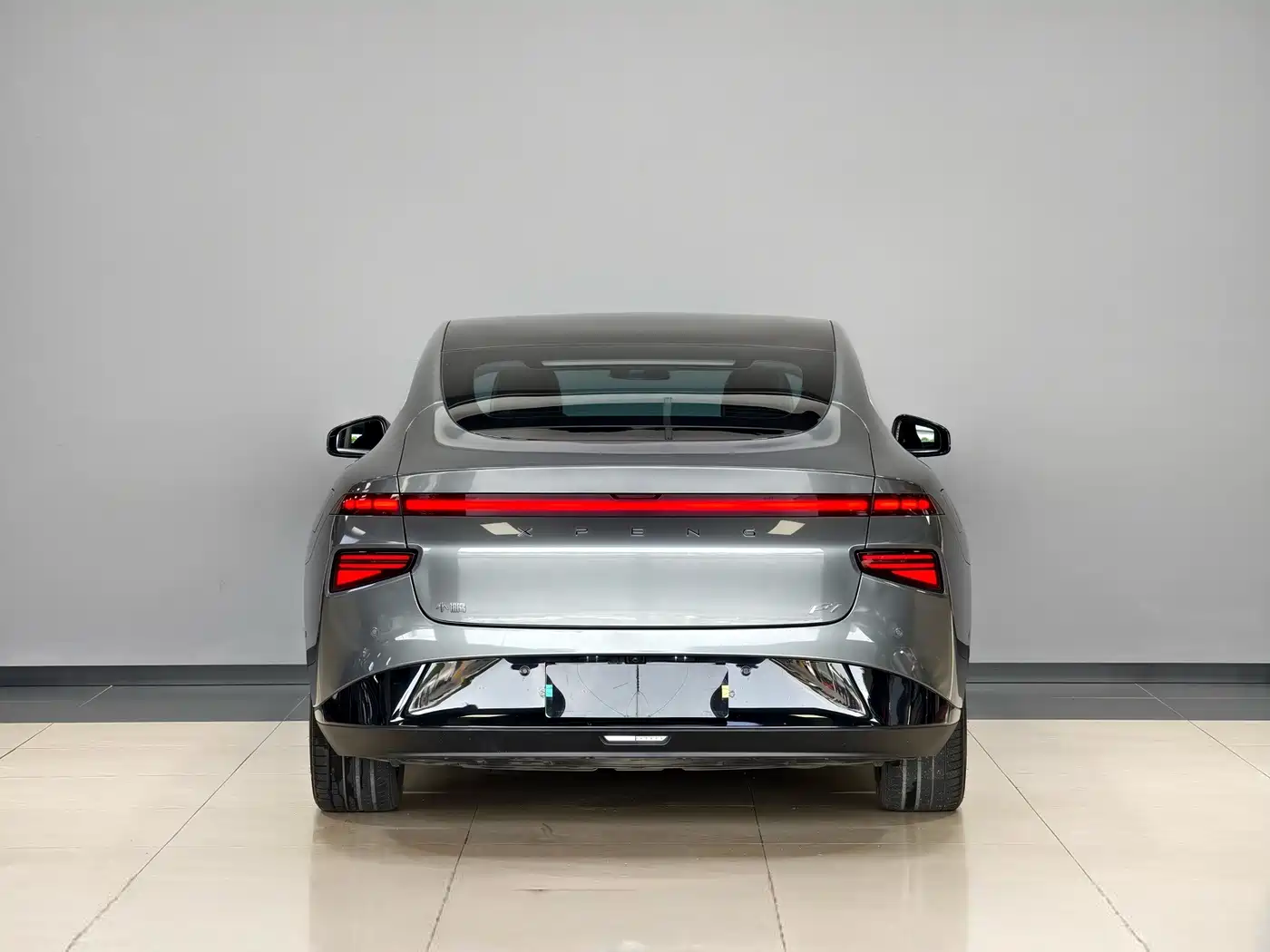 Фото 4 - XPeng P7
