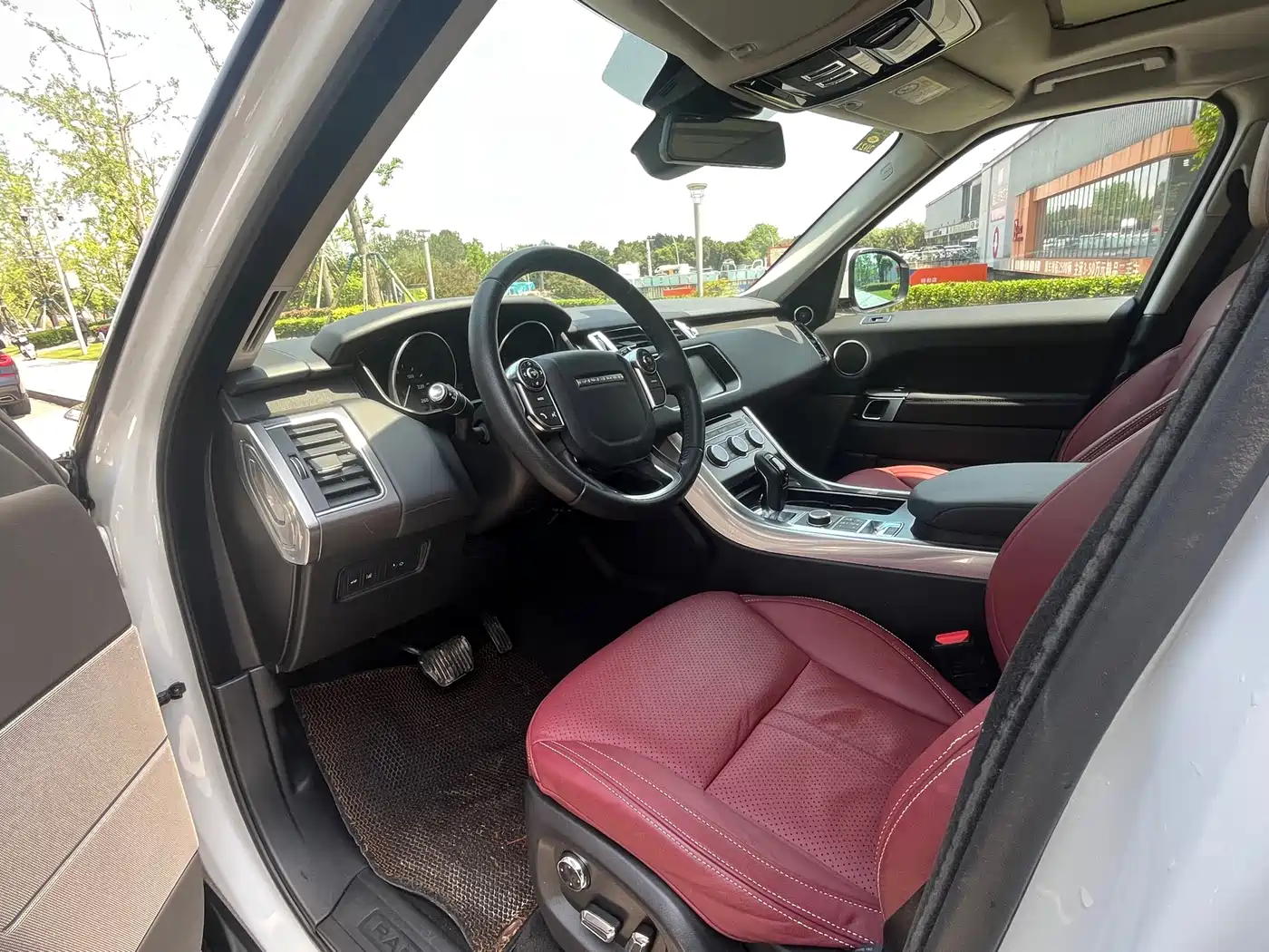 Land Rover Range Rover Sport 2017 3.0 SC V6 HSE фото 4