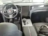 Photo 10 - Hongqi HS7 PHEV
