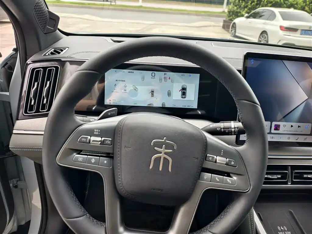 BYD Song L DM-i 2025 Smart Drive 160km Premium фото 12