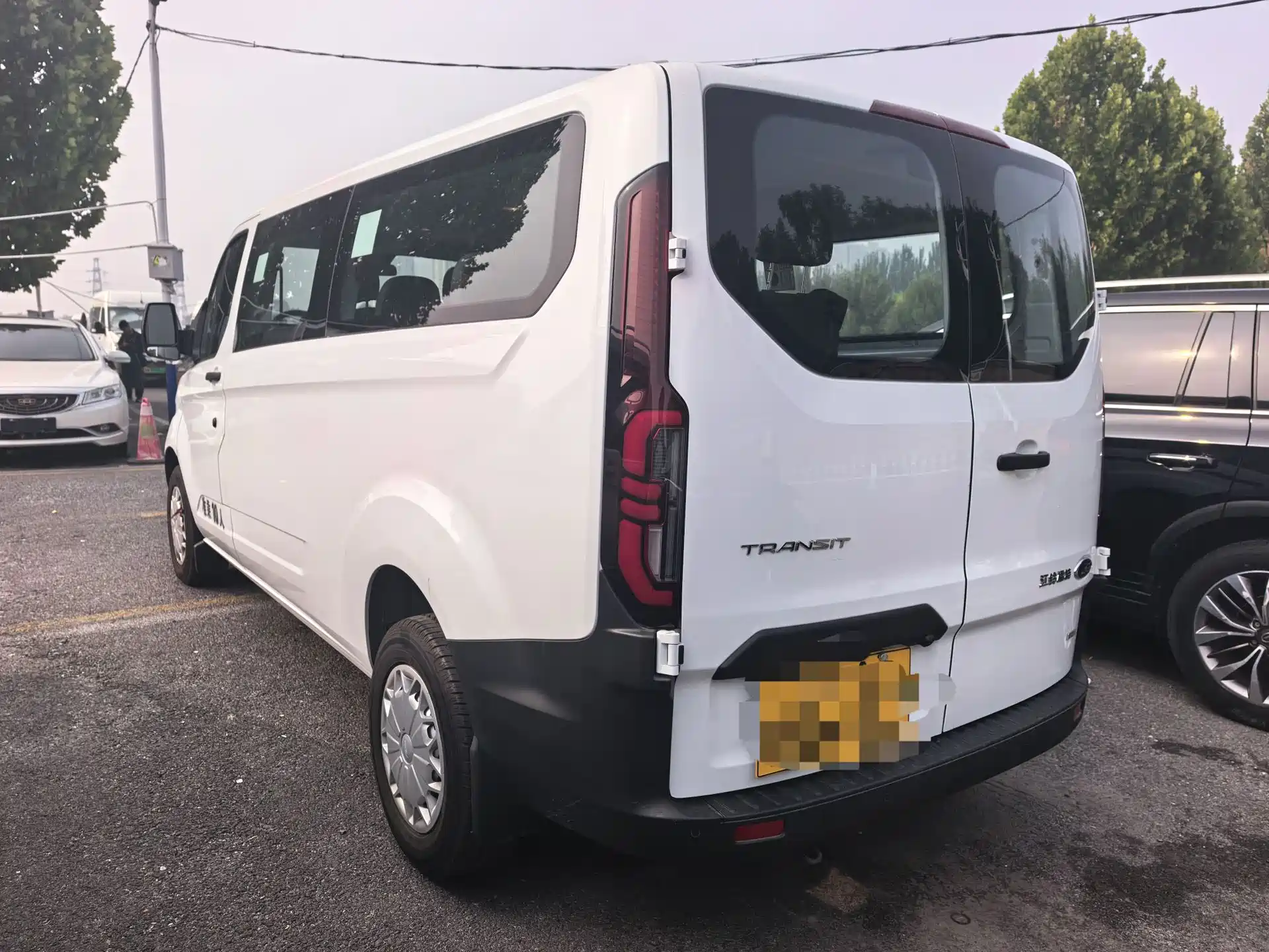 Photo 13 - Ford Transit