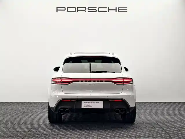Porsche Macan 2023 Macan 2.0T — фото 5