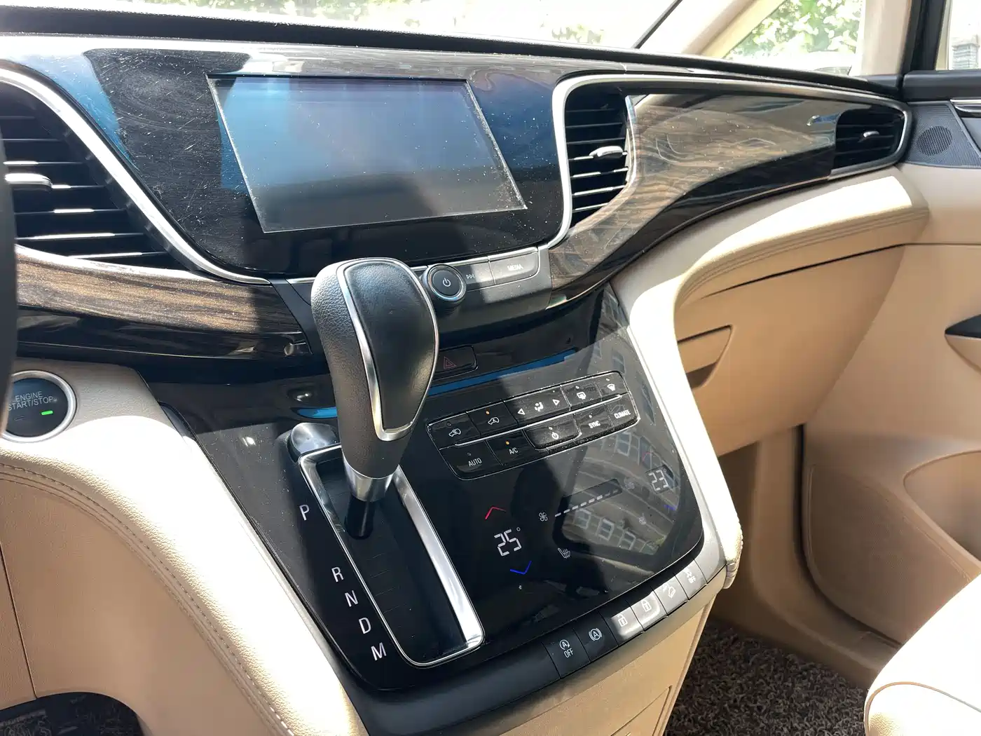 Buick GL8 2018 ES 28T Luxury Type China VI фото 17