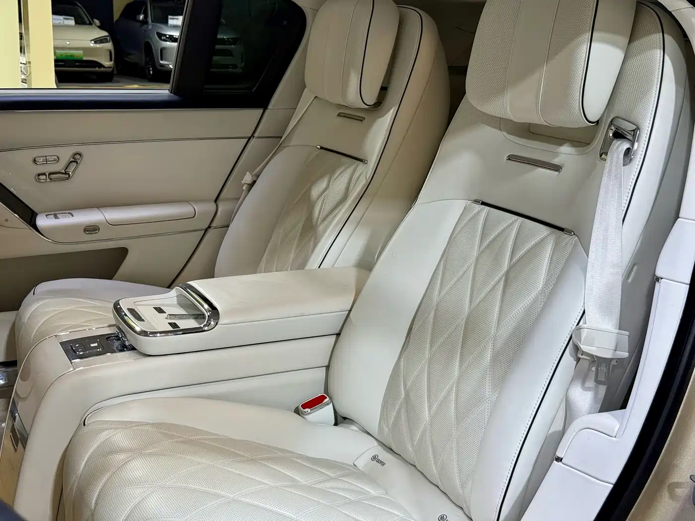 Zunjie S800 2026 2025 Pure Electric Starlight Executive 4-seater