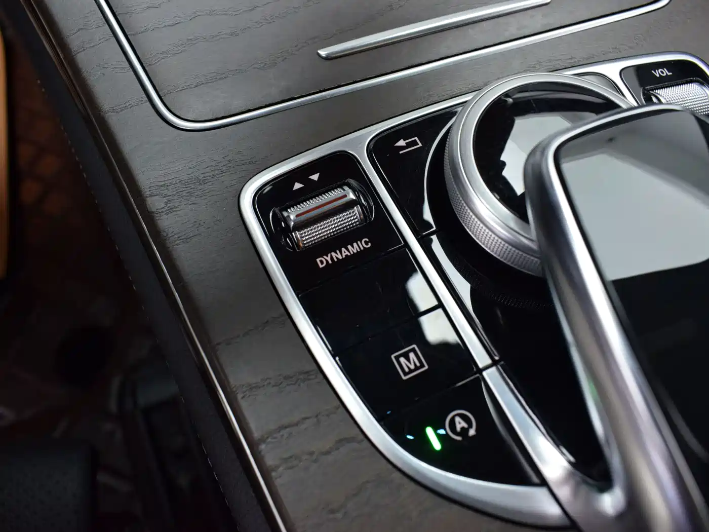Mercedes-Benz GLC 2019 GLC 300 L 4MATIC Dynamic фото 16