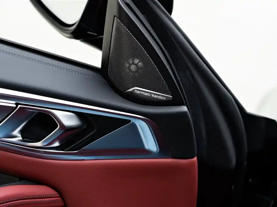 BMW 4 Series 2024 430i M Sport Shadow Edition фото 16