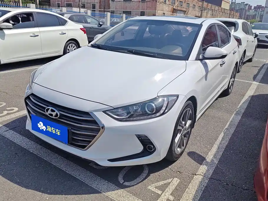 Hyundai Elantra 2016 Model 1.6L Automatic Smart Elite