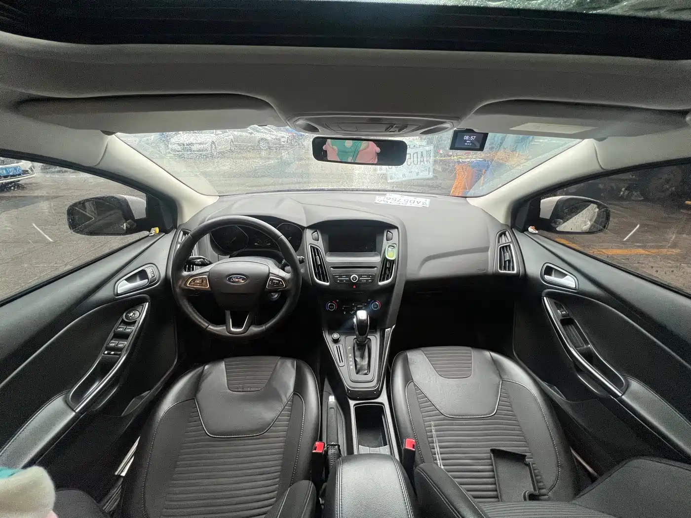 Photo 8 - Ford Focus