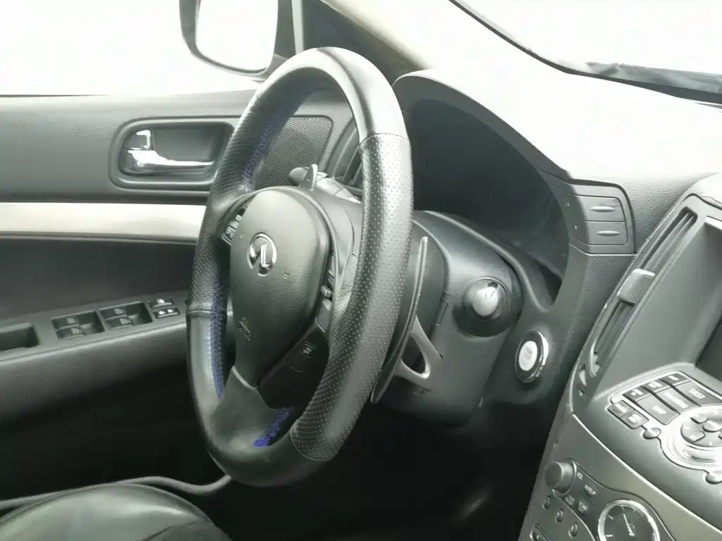 Infiniti G Series 2011 2010 G25 Sedan Sport Edition