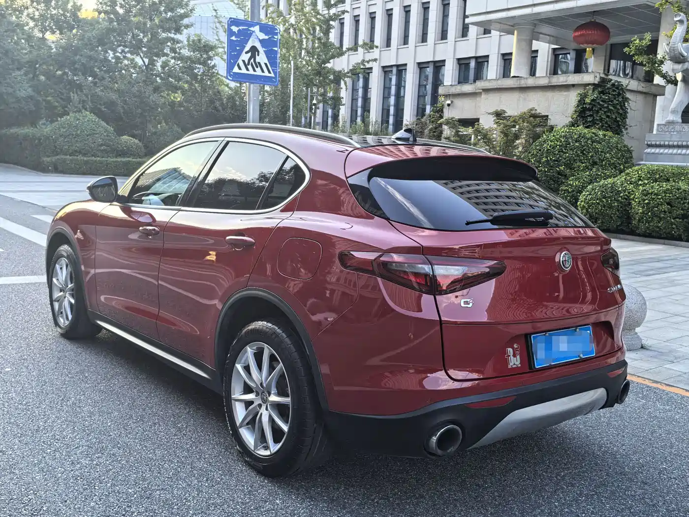 Alfa Romeo Stelvio 2018 2017 2.0T 200HP Luxury Edition