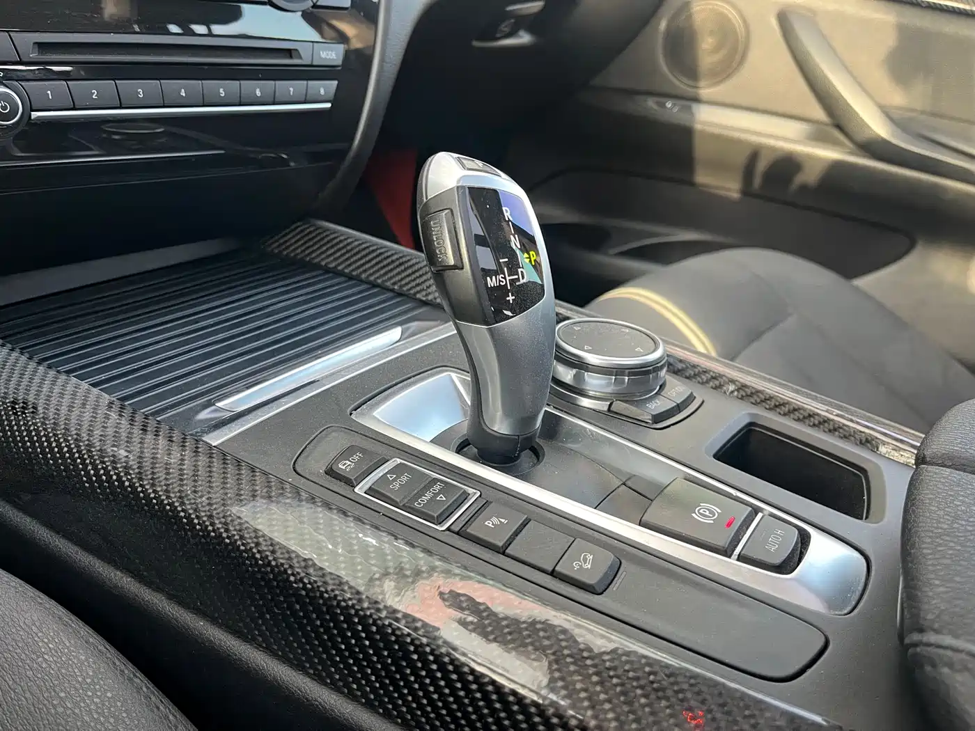 BMW X5 (Import) 2018 xDrive35i Elegant Model фото 10