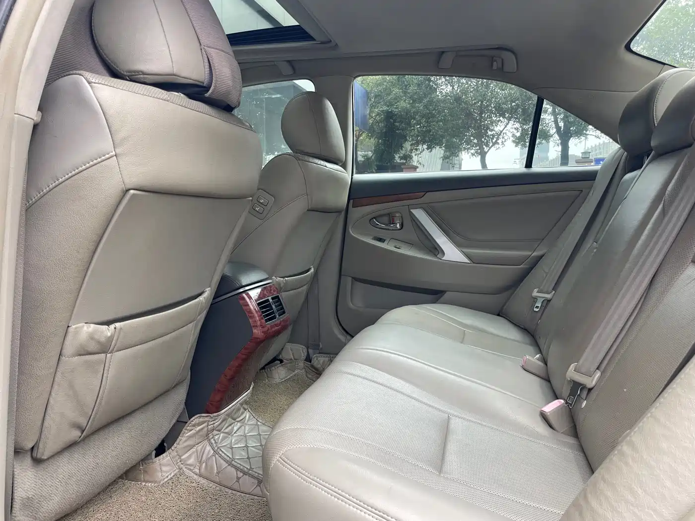 Toyota Camry 2010 240G Luxury Edition фото 5