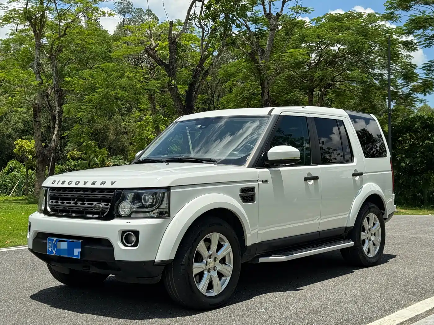 Фото 1 - Land Rover Discovery
