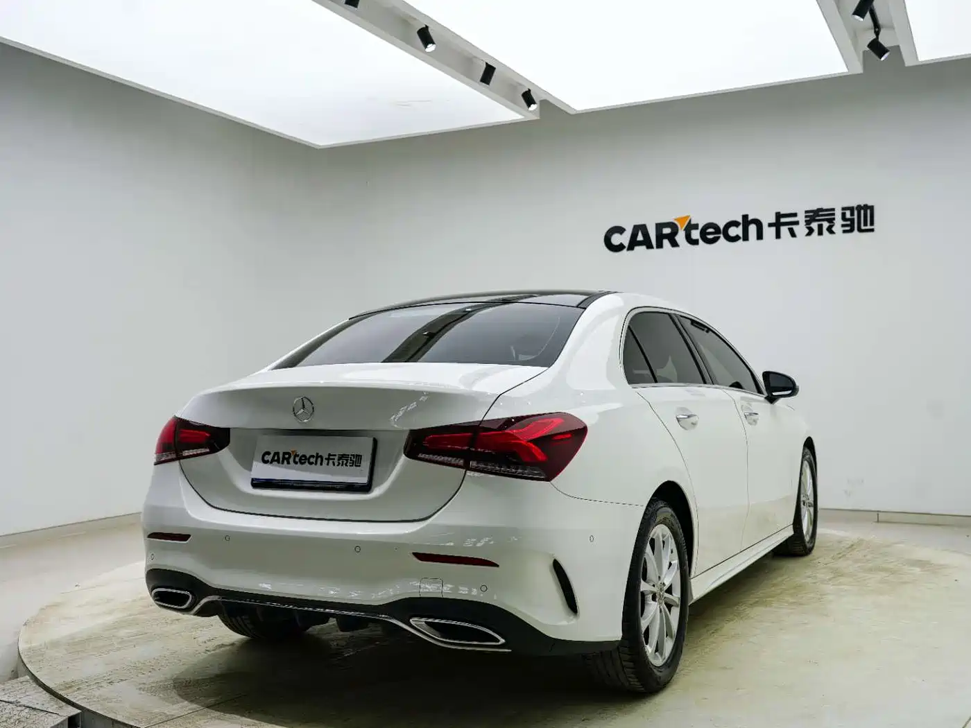 Mercedes-Benz A-Class 2021 A 200 L Sport Sedan Fashion Edition фото 21