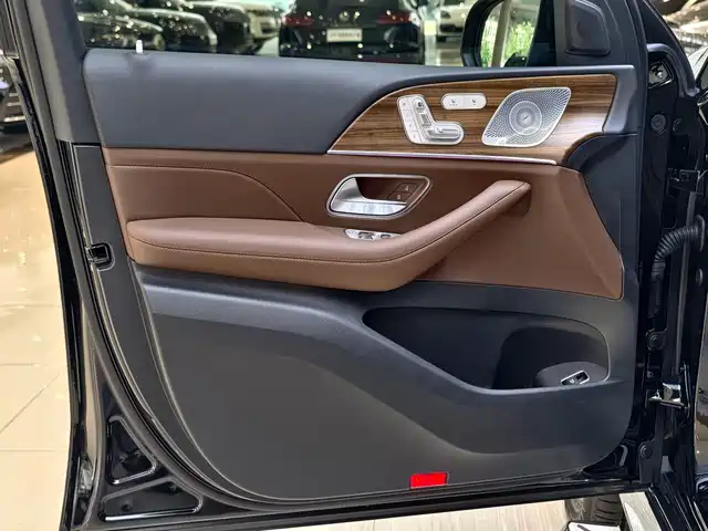 Mercedes-Benz GLE 2024 GLE 450 4MATIC Fashion — фото 4