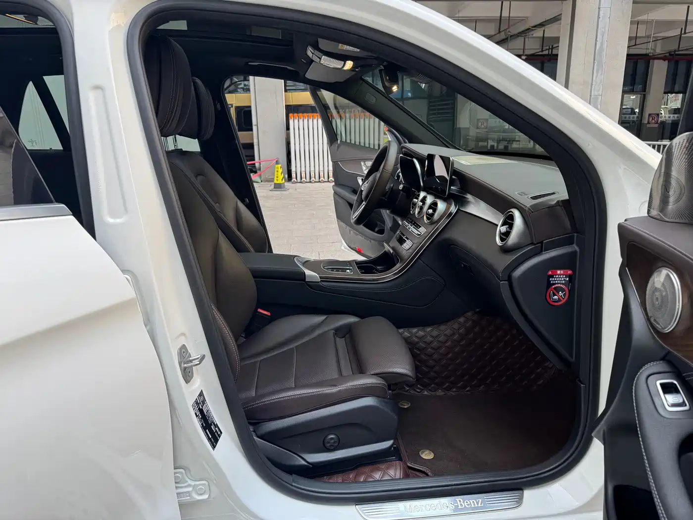 Mercedes-Benz GLC 2020 Facelift GLC 300 L 4MATIC Dynamic фото 8