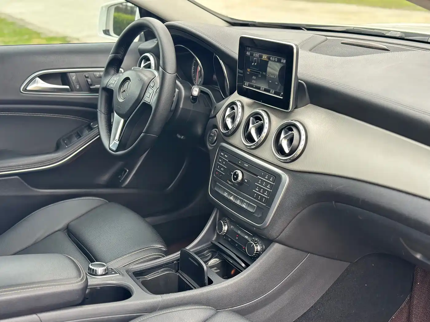 Mercedes-Benz GLA 2016 GLA 200 Fashion фото 11