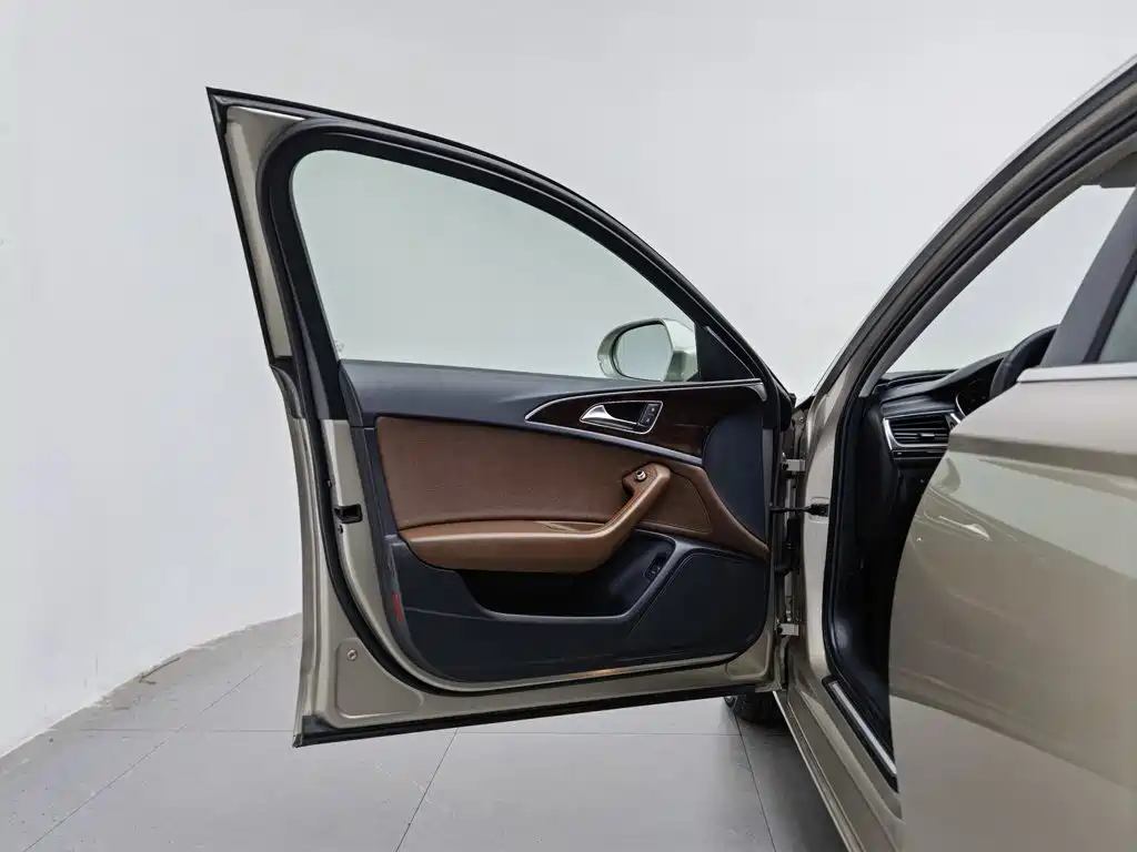 Audi A6L 2014 2014 30 FSI Comfort