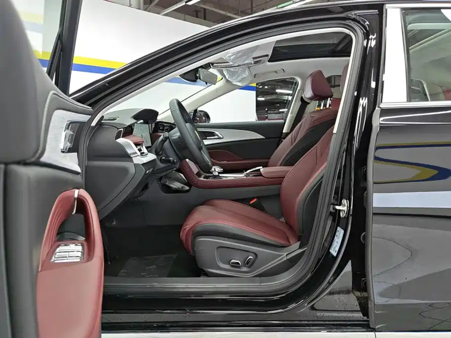 Hongqi H5 PHEV 2026 2025 130 Super Hybrid Edition